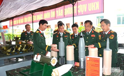 View - 	Thượng tướng Phạm Hoài Nam dự Đại hội Đảng bộ Binh chủng TTG